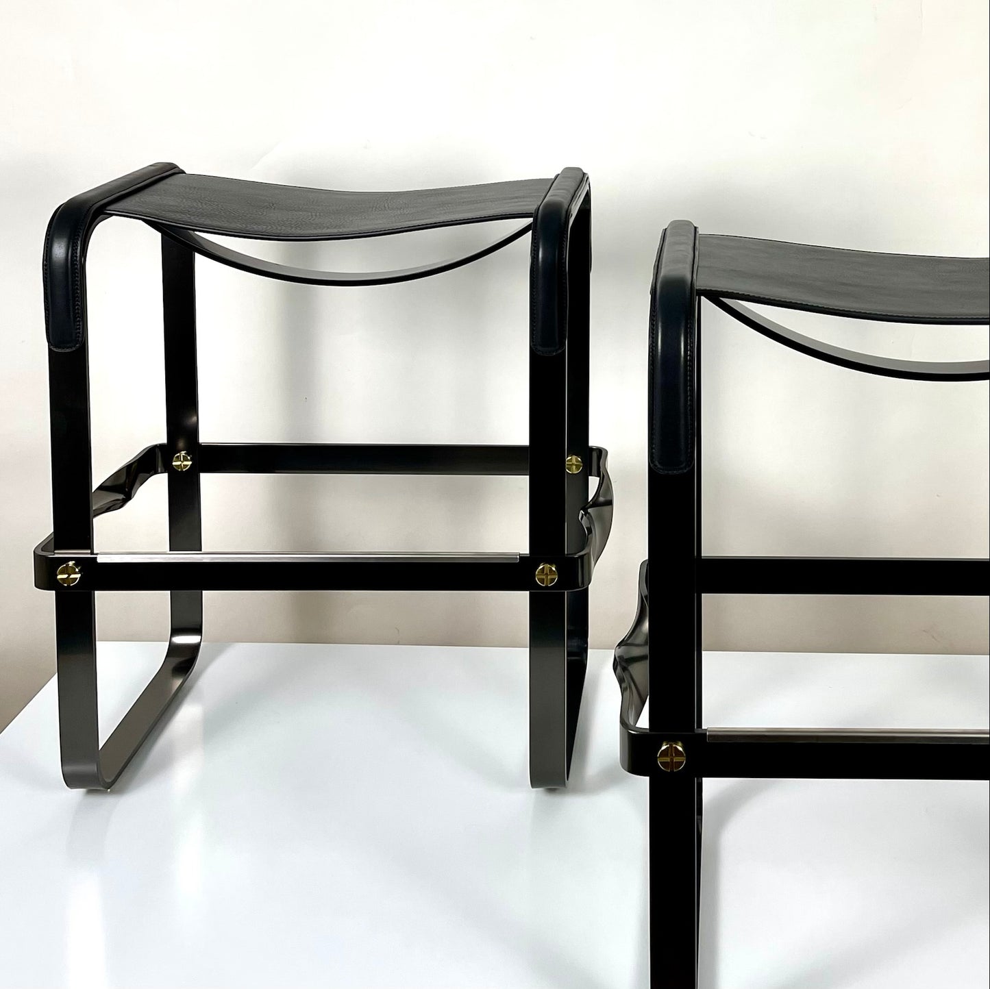 Wanderlust Taburete de Cocina - Hecho a mano y totalmente personalizable