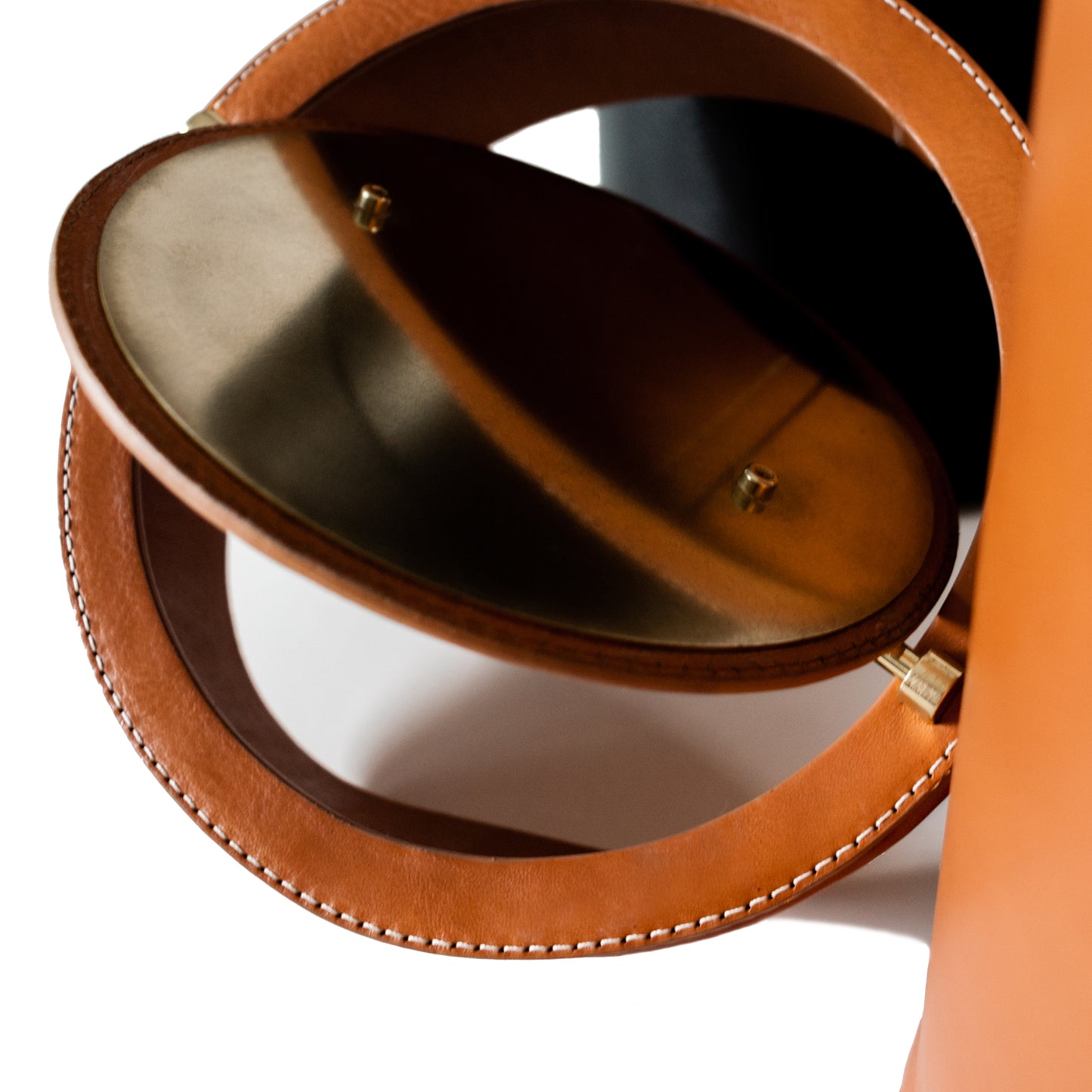 Prestigeux - Papelera Premium hecha a mano en cuero y latón