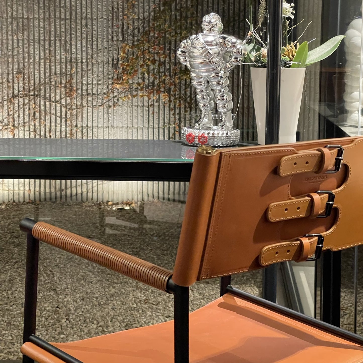 Taburete de cocina Repose con respaldo - Hecho a mano y personalizable