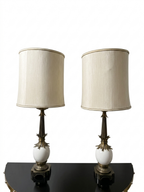 Pareja de Lámparas de Mesa Mid-Century en Bronce Patinado y Porcelana