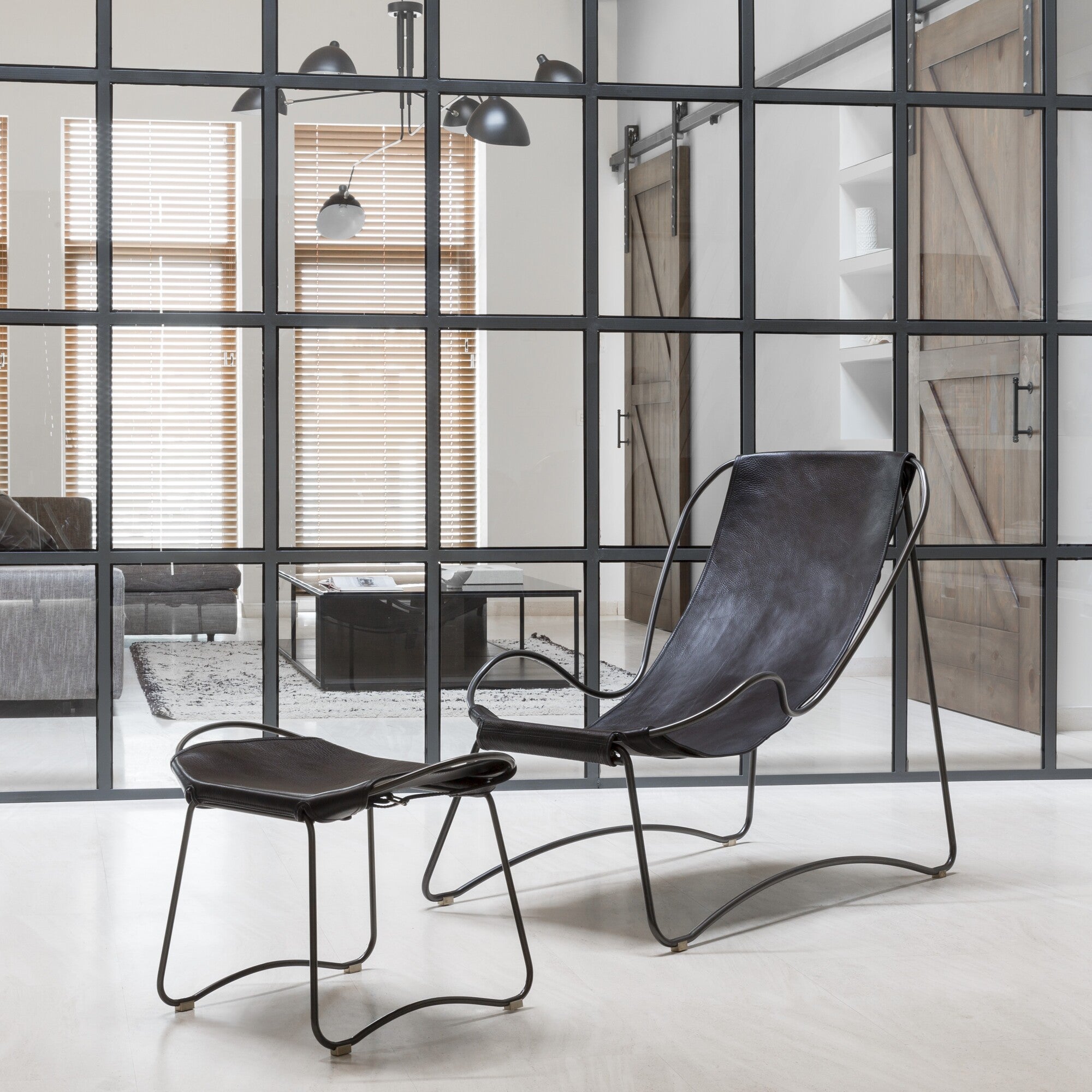 Chaise Longue Hug - Diseño artesanal en cuero vacuno