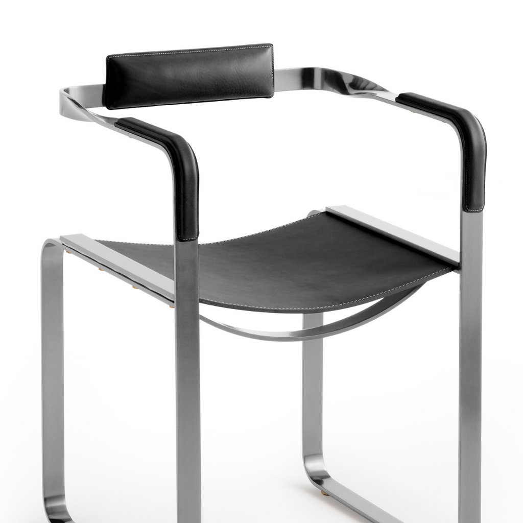 Wanderlust Armchair - Cuero Negro