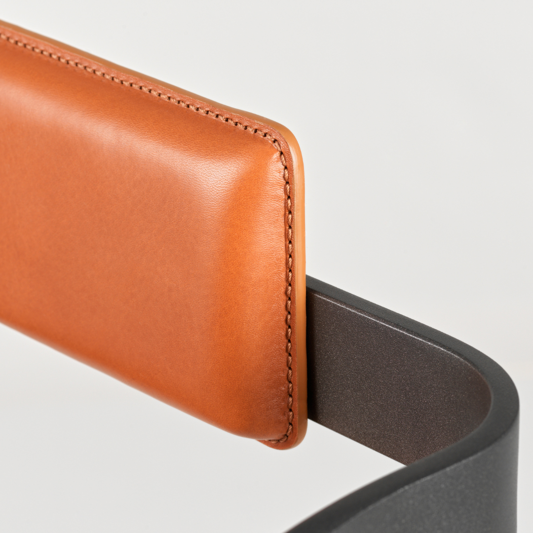 Wanderlust Armchair - Natural Tobacco