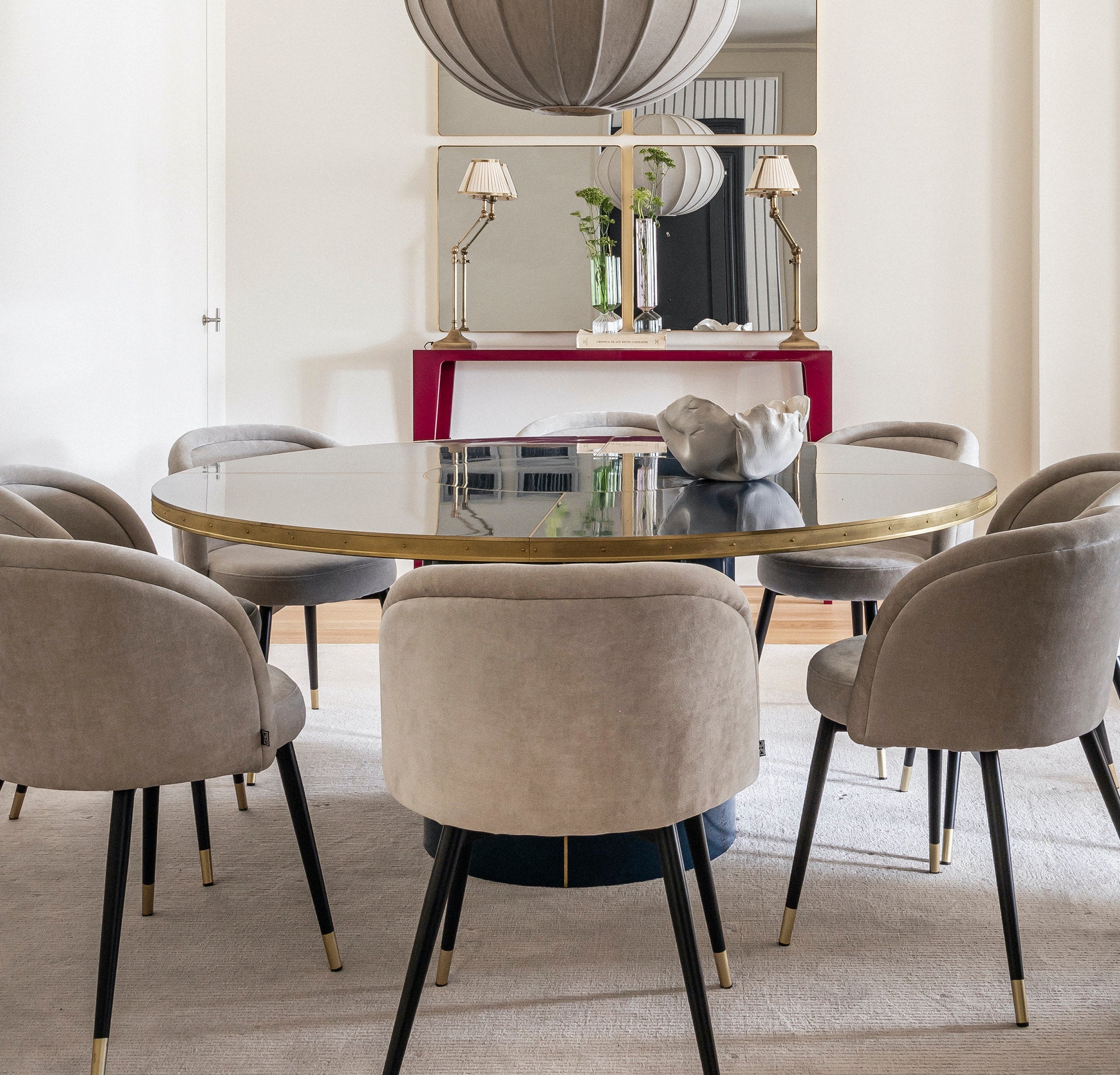 Mesa Antique Boutique Redonda - Mid-Century con Base Central