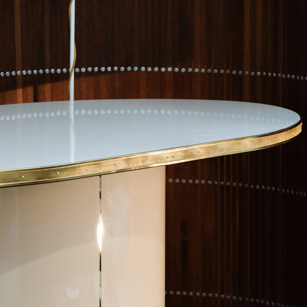 Consola Antique Boutique - Mid-Century con Base Central