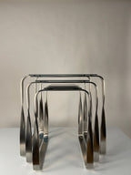 Mesa Auxiliar Nest - Diseño Contemporáneo en Metal y Cristal