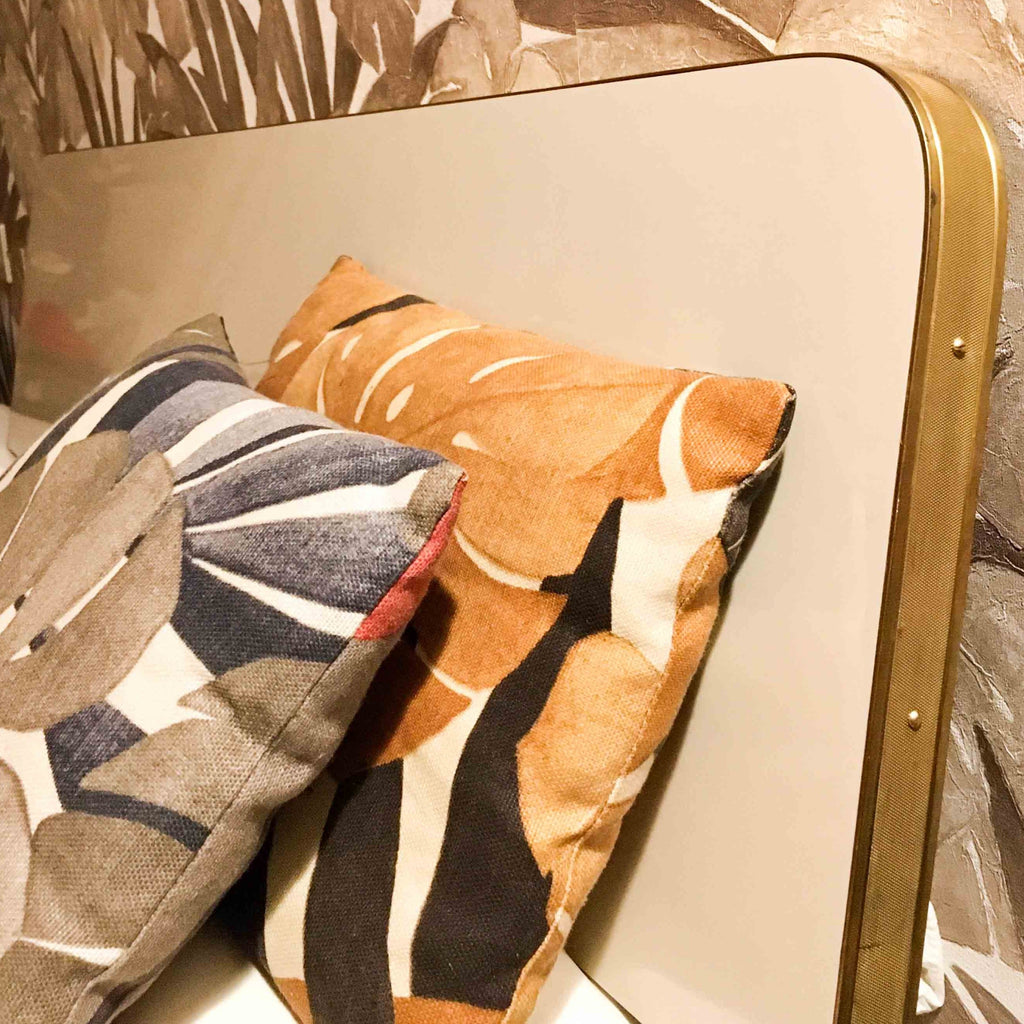 Cabecero de Cama Antique Boutique - Mid-Century con Detalles en Latón