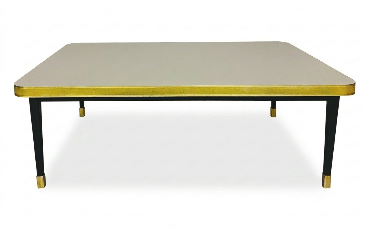 Mesa Baja Antique Boutique - Mid-Century con Detalles en Latón