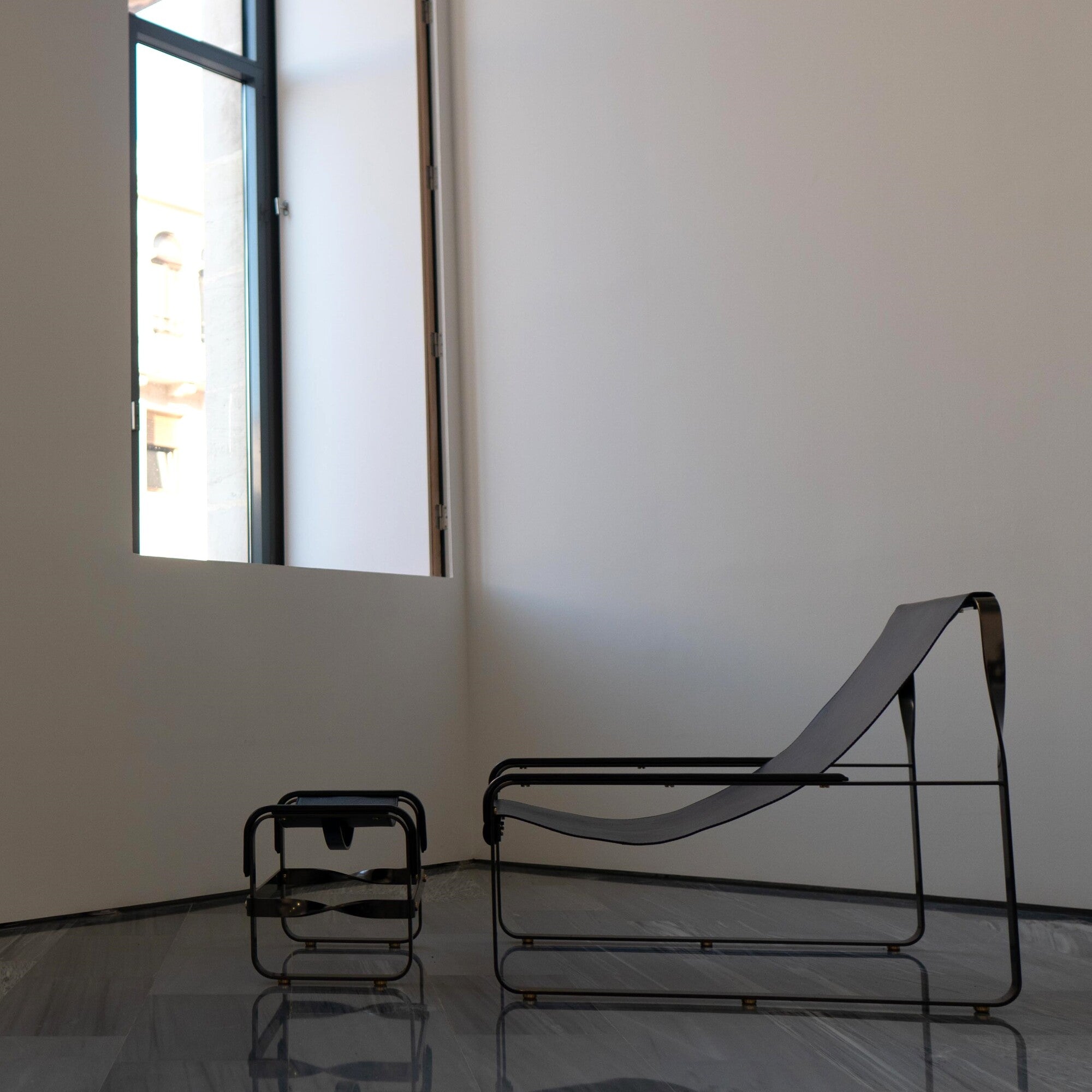 Chaise longue y reposapiés Wanderlust, hechos a mano y personalizables
