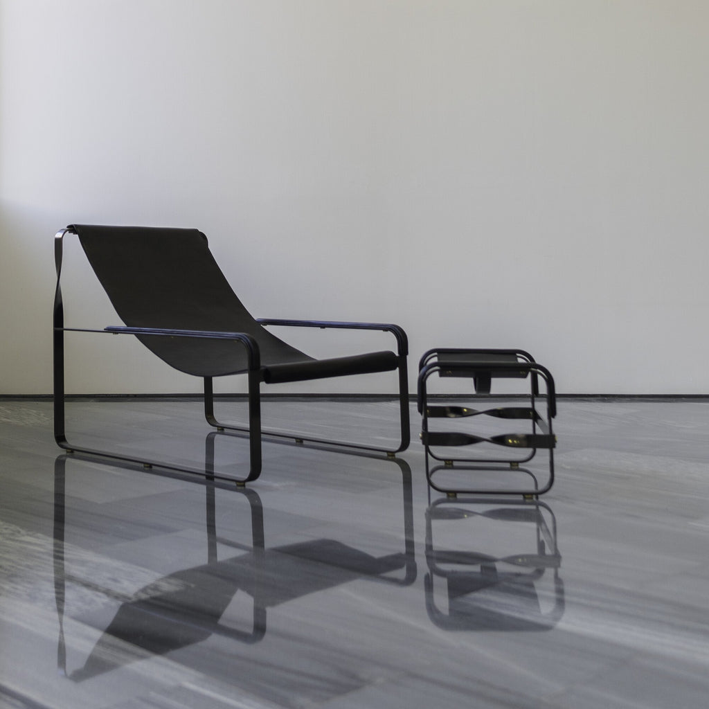 Chaise Longue Wanderlust de cuero y metal hecha a mano