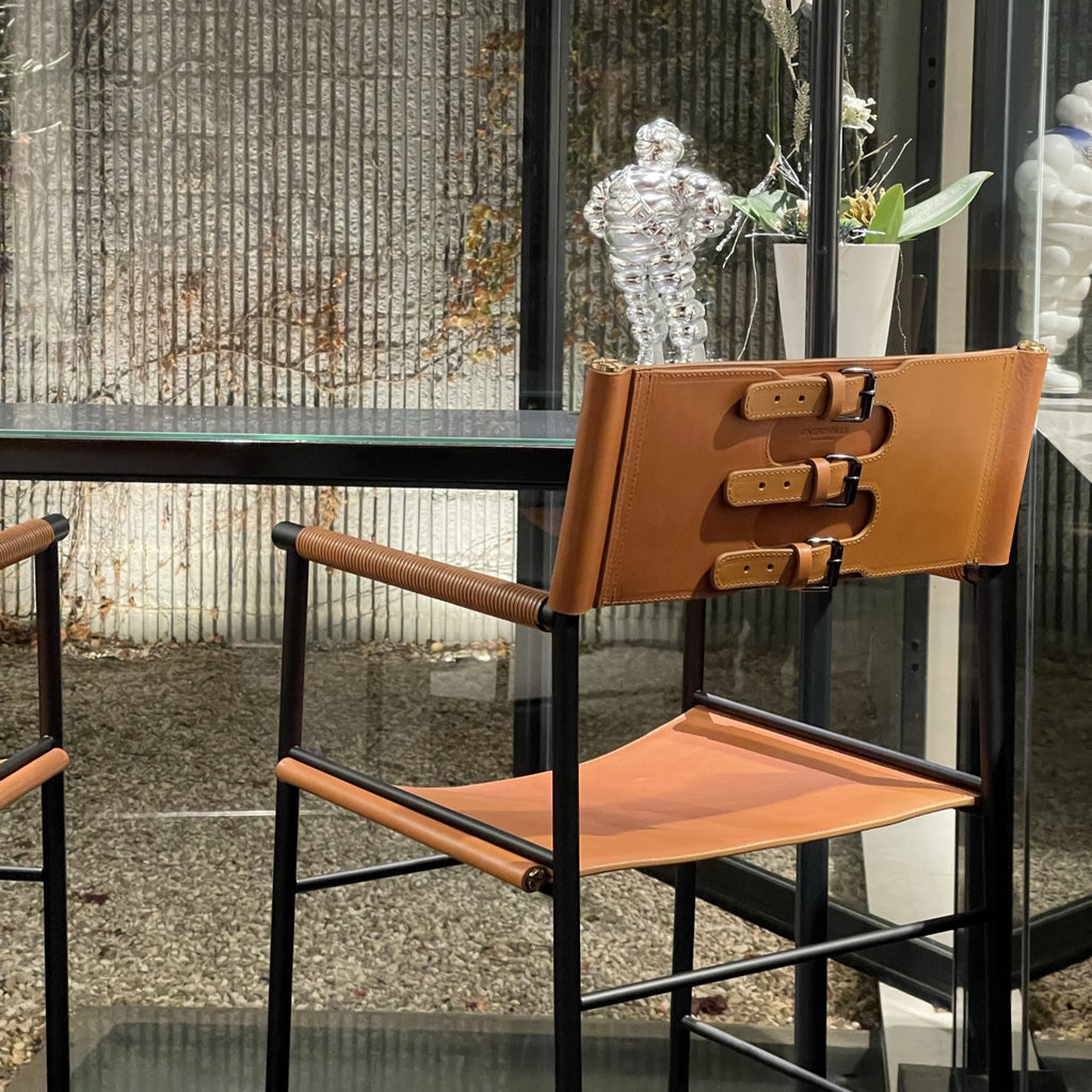 Taburete de bar Repose con respaldo - Piel de vaqueta con detalles de latón