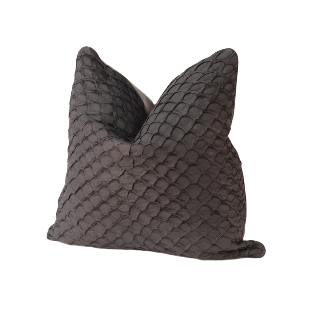 Almohada Pirarucu Artesanal de Lujo - Tamaño Grande