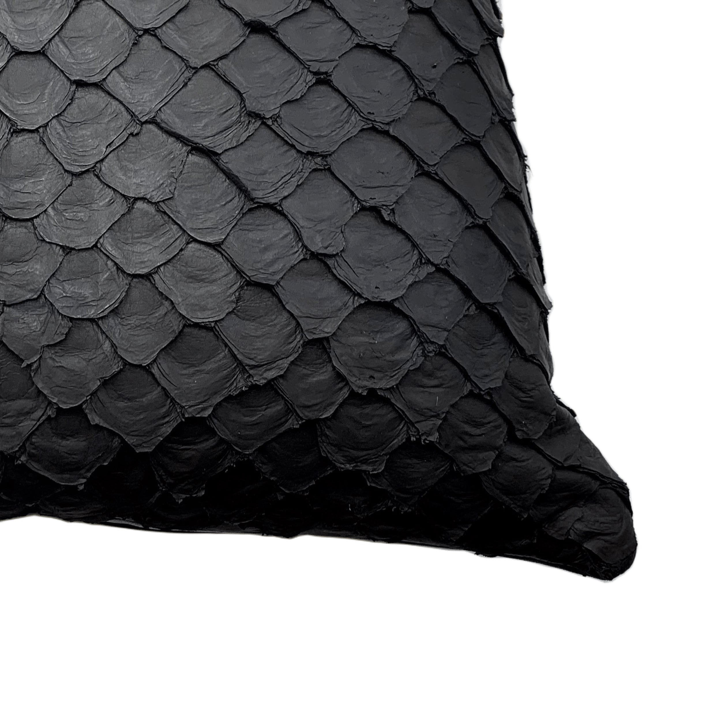 Almohada Pirarucu Artesanal de Lujo - Tamaño Grande