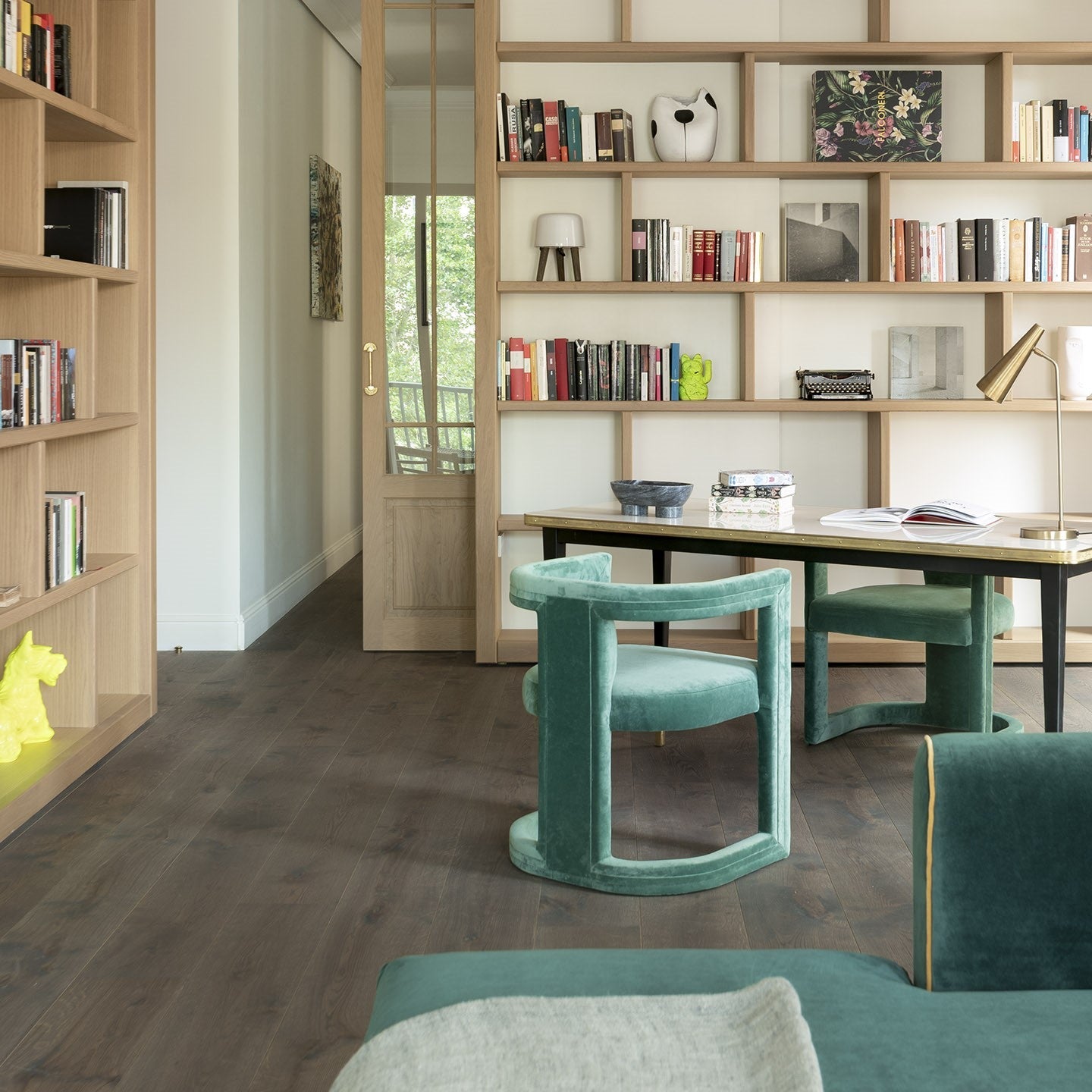 Escritorio Antique Boutique - Mid-Century con Detalles en Latón