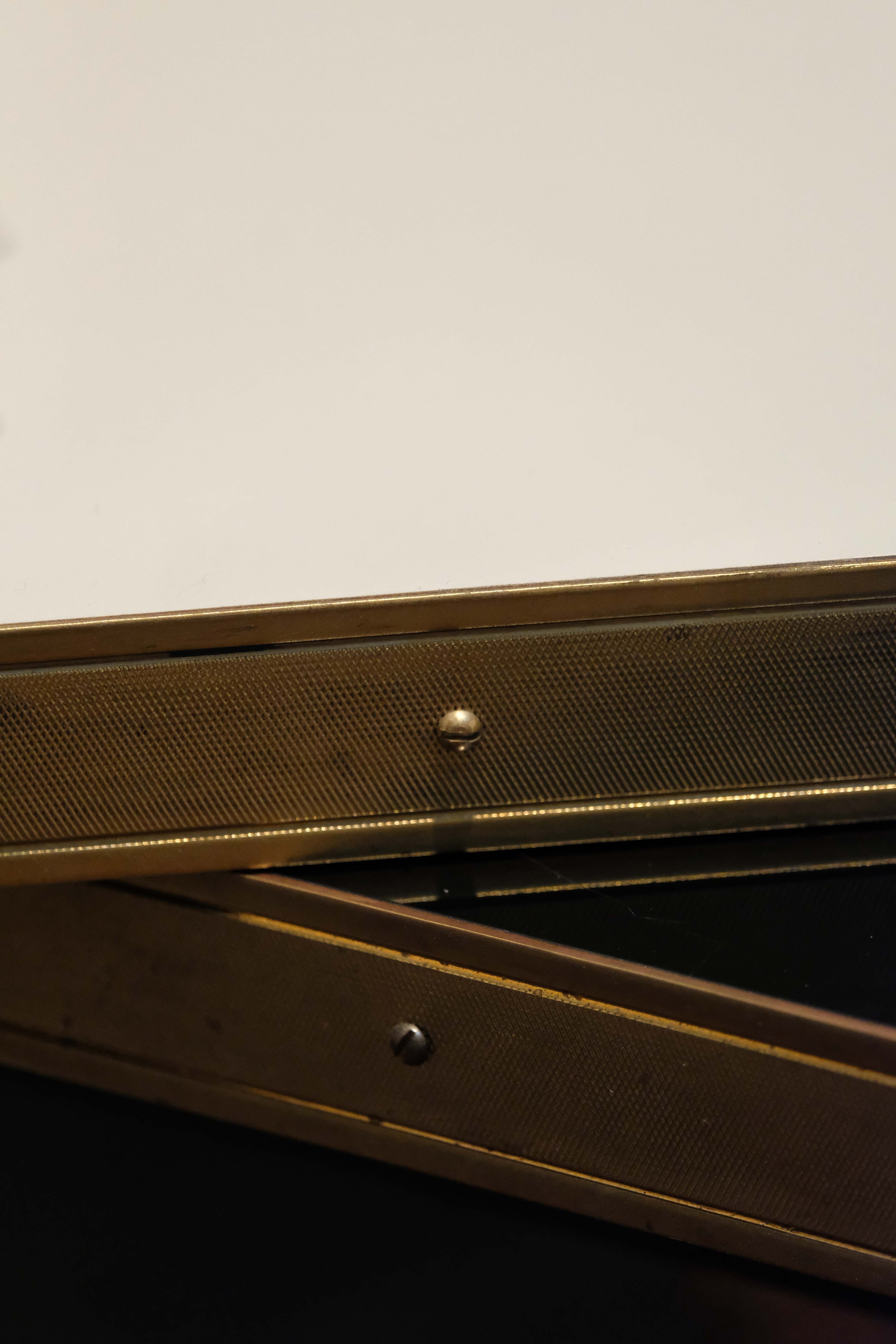 Cabecero de Cama Antique Boutique - Mid-Century con Detalles en Latón