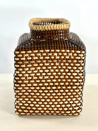 Cesta Japanese Ikebana en Cuero y Caña - Cognac & Off White