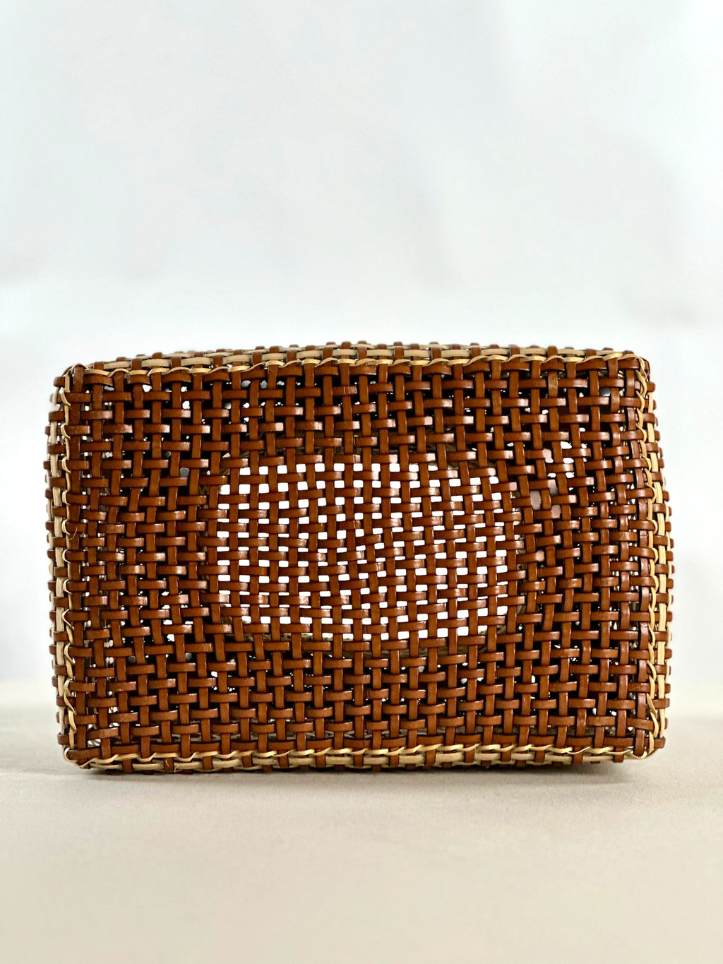Cesta Japanese Ikebana en Cuero y Caña - Cognac & Off White