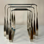 Mesa Auxiliar Nest - Diseño Contemporáneo en Metal y Cristal